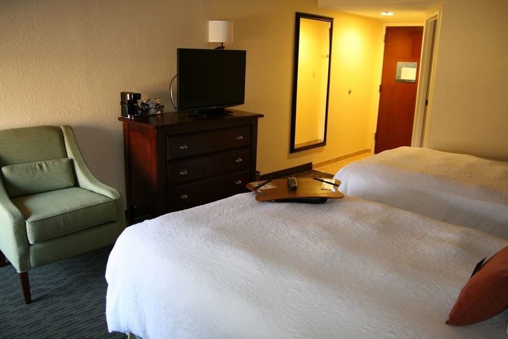 Hampton Inn Charlotte-Gastonia Interior photo